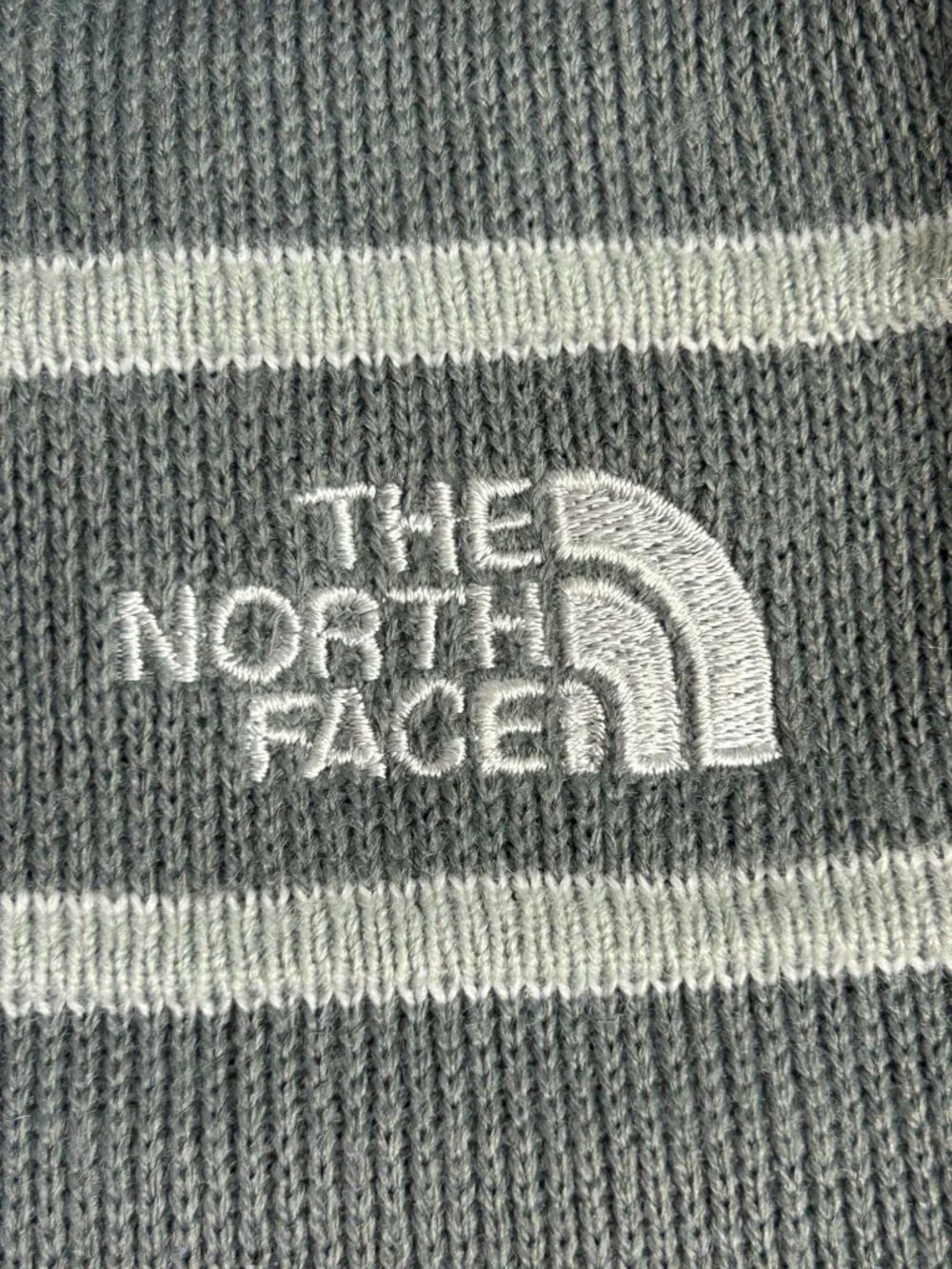 The North Face Gray Striped Logo Beanie Hat Fleece Lined